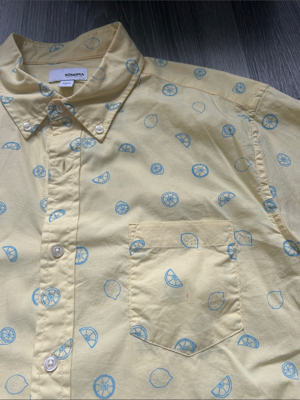 NWOT Sonoma Men’s Lemon Graphic Casual Button-Down Shirt